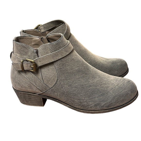 Jessica Cline Shoes - Jessica Cline Brown Booties ~ 9 1/2W